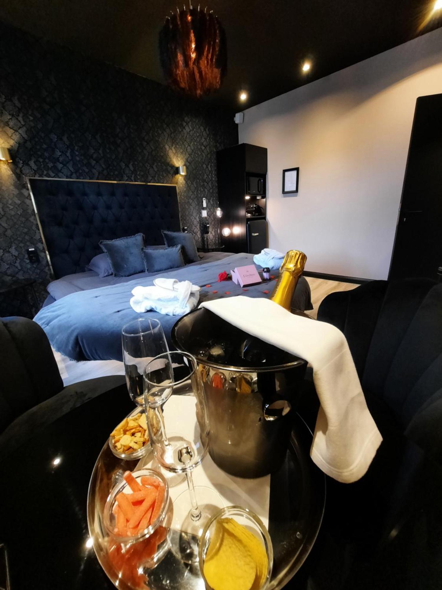 Hotel Mademoiselle Liegi Esterno foto